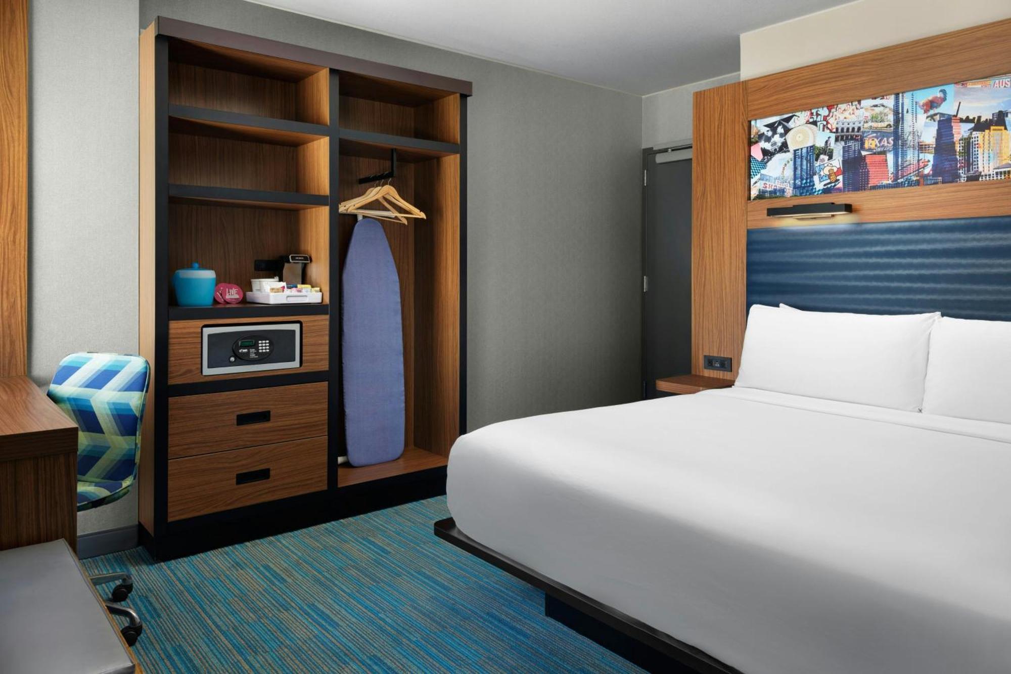 Hotel Aloft Austin Downtown Exterior foto